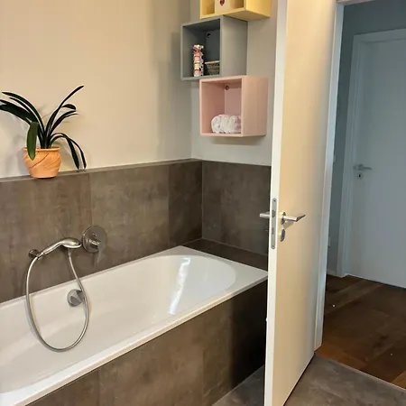 Wohnen Mit Exklusivem Blick Ueber *